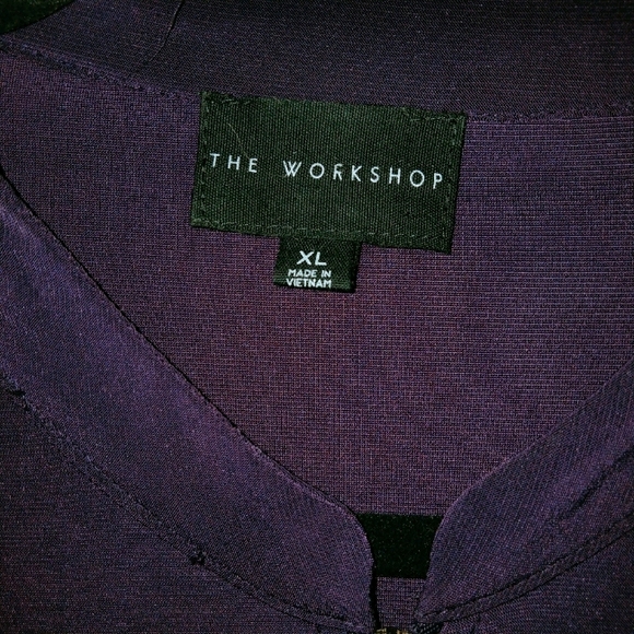 PURPLE BLOUSE WITH GOLD ZIPPER, SIZE XL - Picture 2 of 5